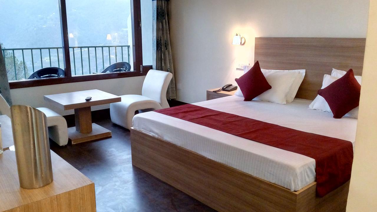Hotel Emerald Valley Chail Dış mekan fotoğraf