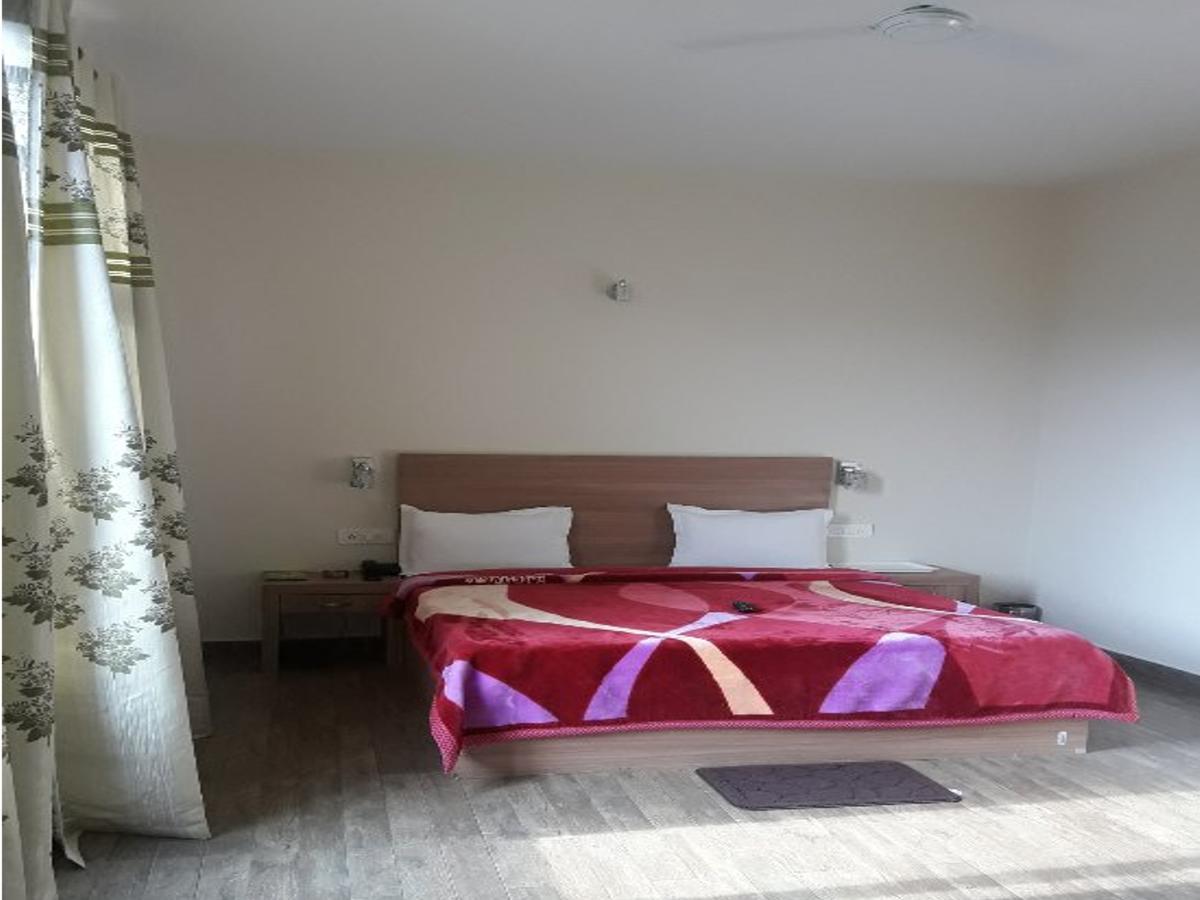 Hotel Emerald Valley Chail Dış mekan fotoğraf